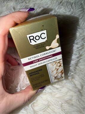 NWB ROC Retinol Correxion Line Smoothing Night Serum Capsules